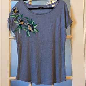 HANNAH BLUE FLORAL EMBROIDERED SHORT SLEEVE SHIRT